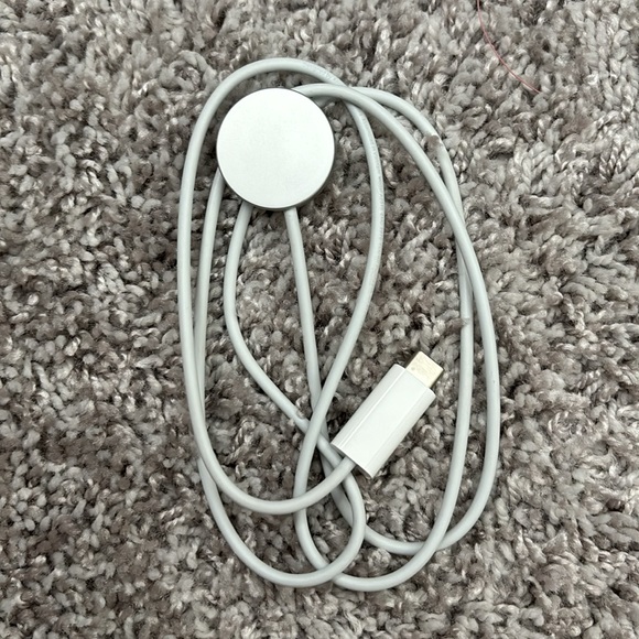 Apple Watch charger. USB-C to watch. - Picture 3 of 3